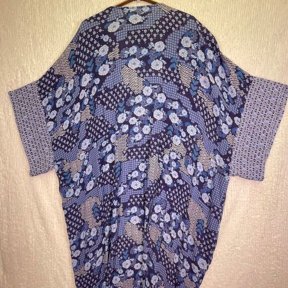 Treasure & Bond Navy Floral Mix Open Front Cardigan One Size NWT - Picture 6 of 6